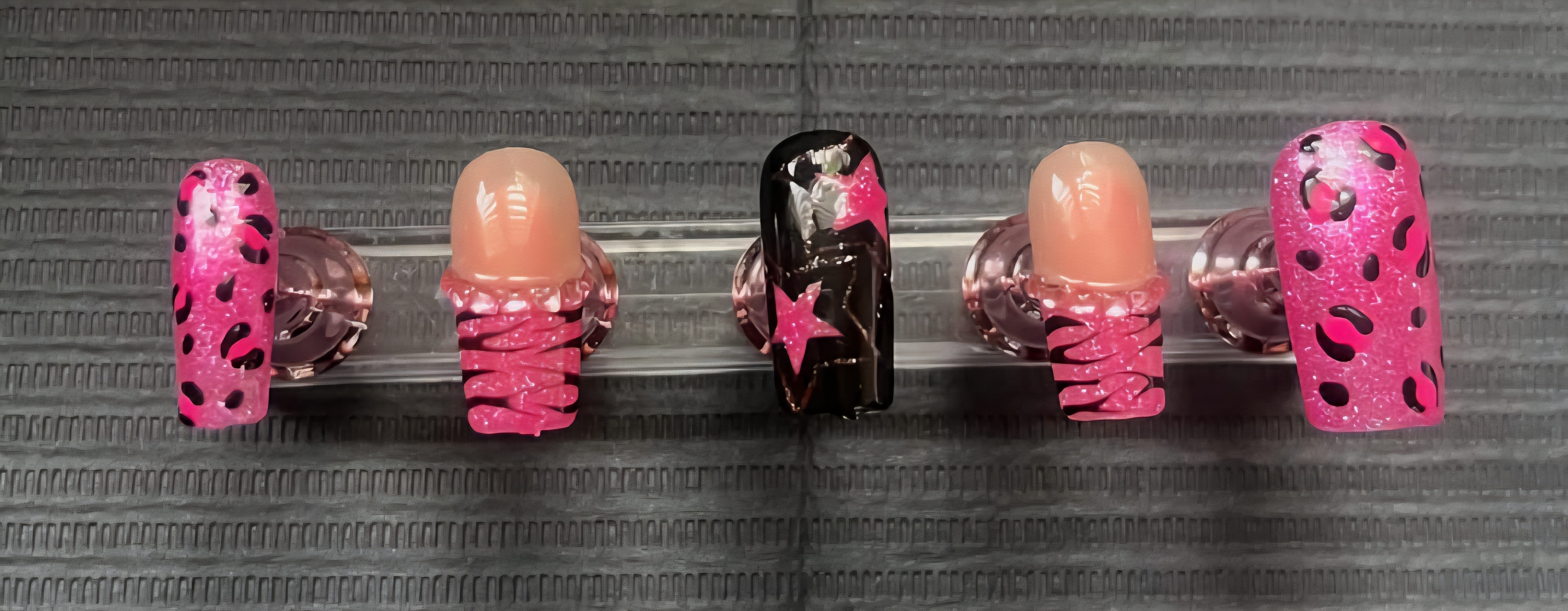 Sparkly Queen Set — glossy red and nude almond press-on nails with gold chrome tips and a gilded sun motif